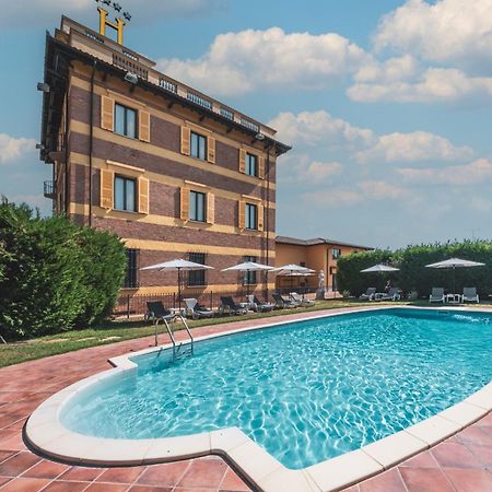 Hotel Villa Liberty Pontecurone Екстериор снимка