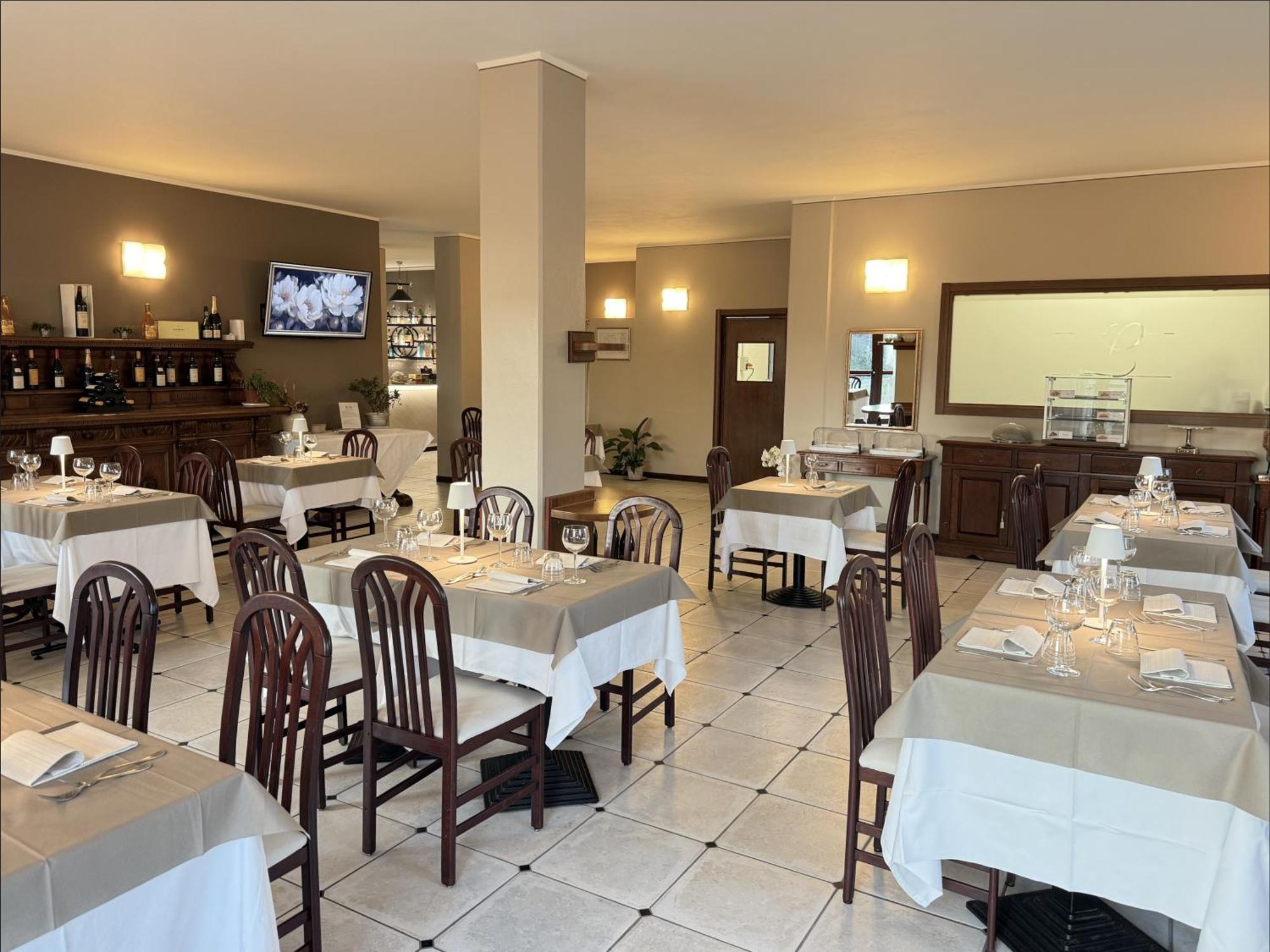 Hotel Villa Liberty Pontecurone Екстериор снимка