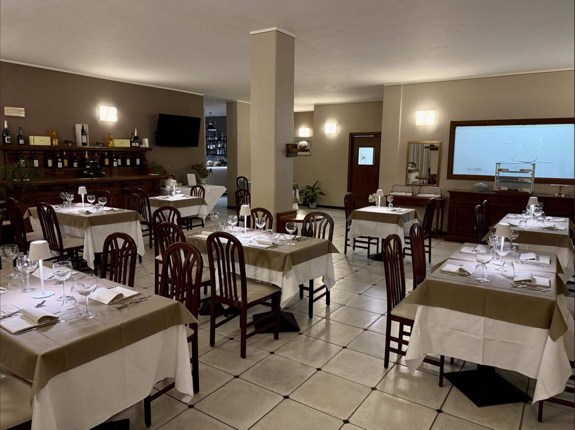 Hotel Villa Liberty Pontecurone Екстериор снимка